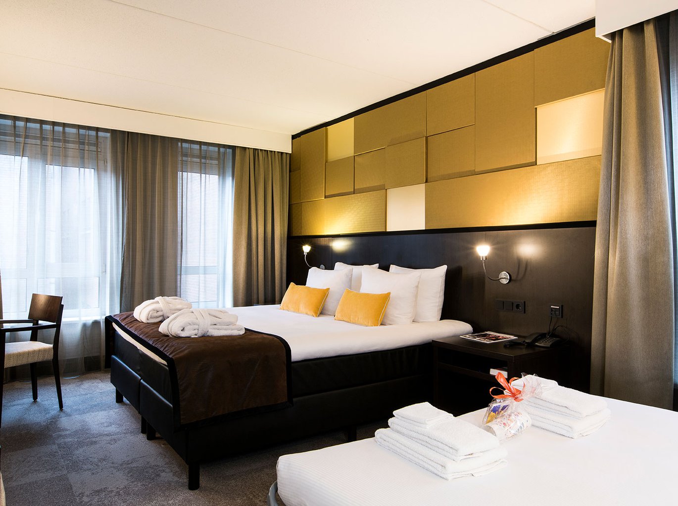EH---ORANJE-HOTEL-LEEUWARDEN---SUPERIOR-FAMILY---1.jpg