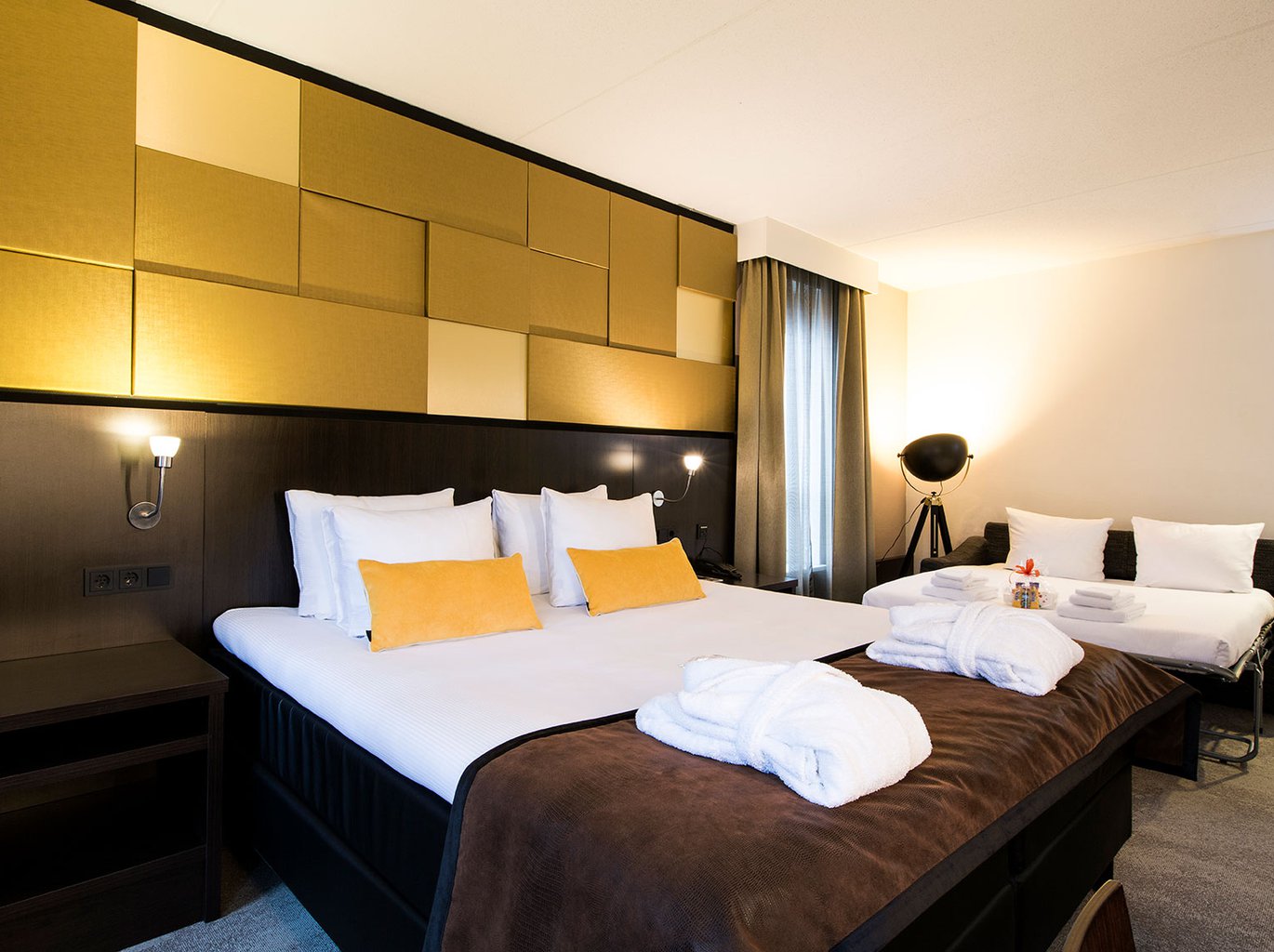 EH---ORANJE-HOTEL-LEEUWARDEN---SUPERIOR-FAMILY---2.jpg
