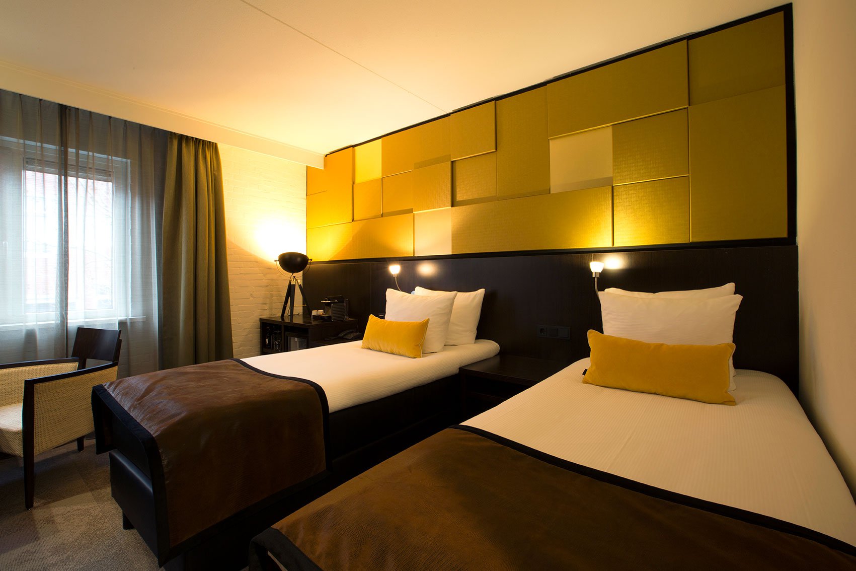 EH---ORANJE-HOTEL-LEEUWARDEN---STANDAARD-2-SINGLE---1.jpg