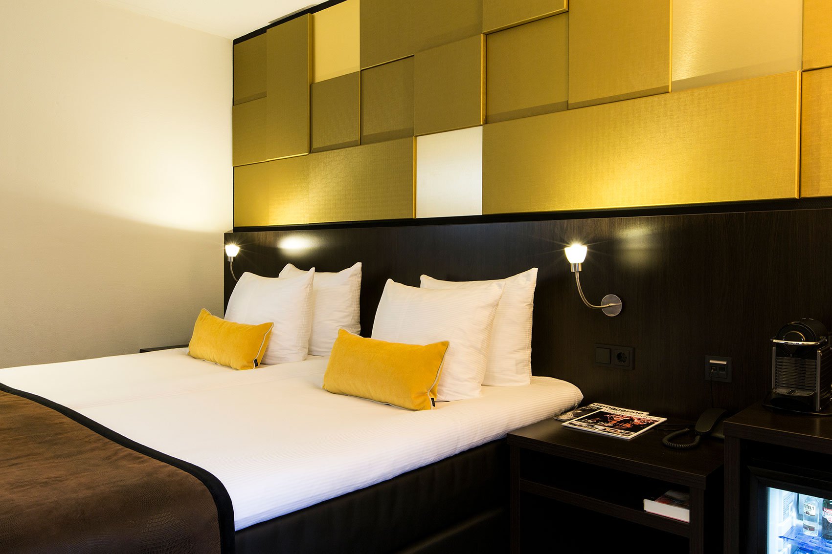 EH---ORANJE-HOTEL-LEEUWARDEN---STANDAARD-TWIN---2.jpg