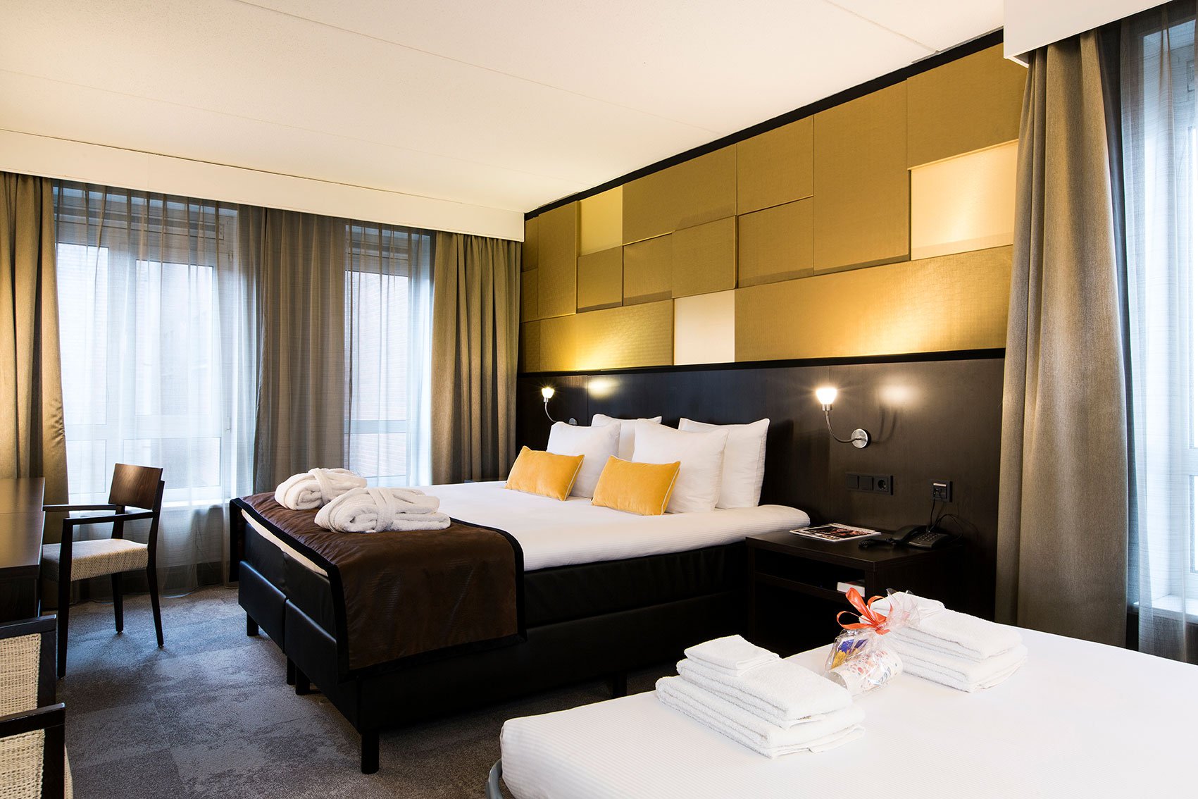 EH---ORANJE-HOTEL-LEEUWARDEN---SUPERIOR-FAMILY---1.jpg